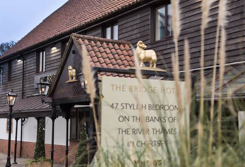 Отель The Bridge