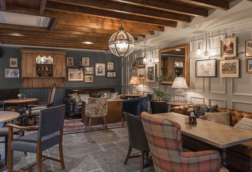 Отель The Bridge