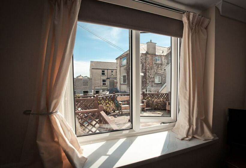 酒店 The Coach House