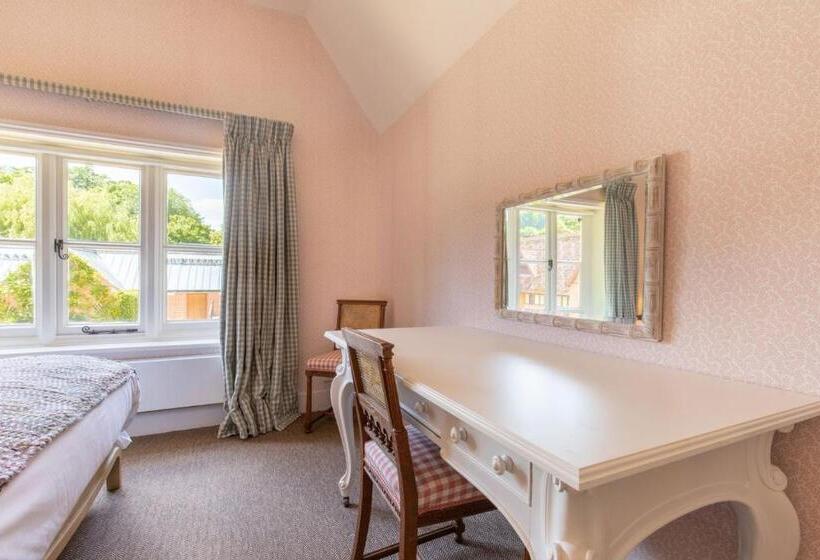 ホテル The Five Arrows