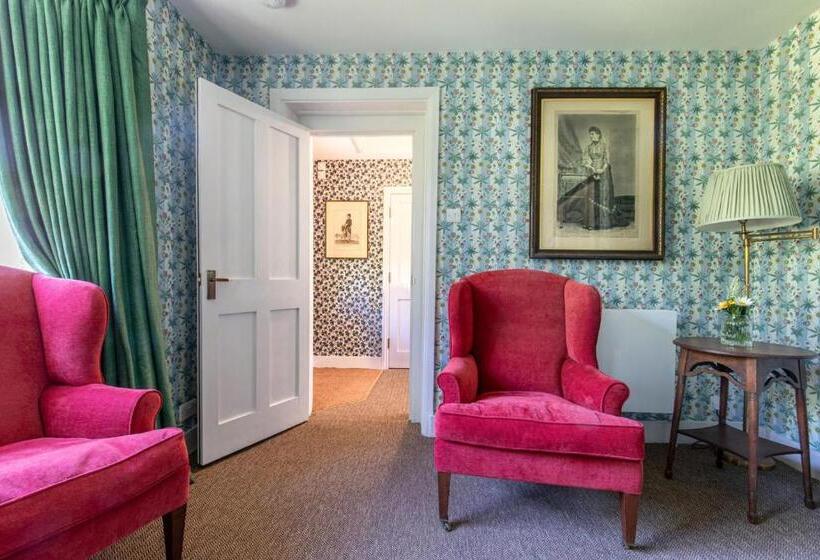 ホテル The Five Arrows