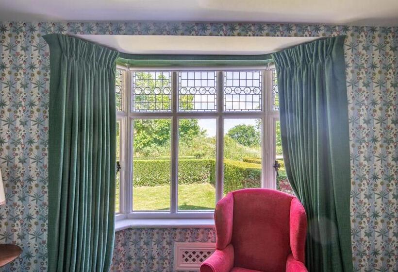 ホテル The Five Arrows