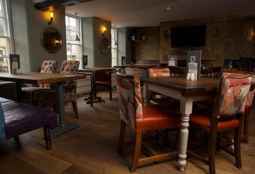 فندق The Golden Pheasant