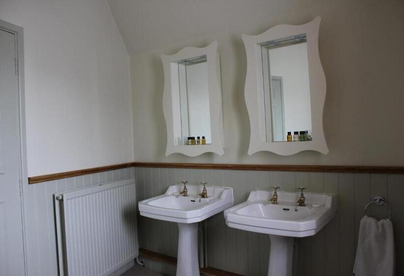 فندق The Golden Pheasant