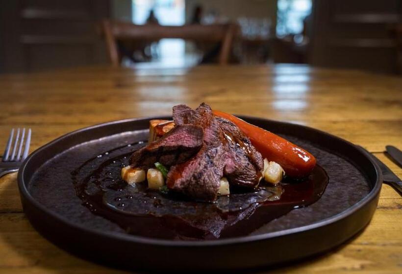 فندق The Malvern