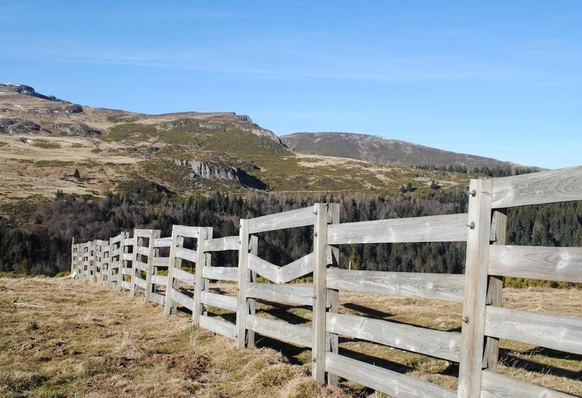 ホテル The Originals Access, Hôtel Saintflour