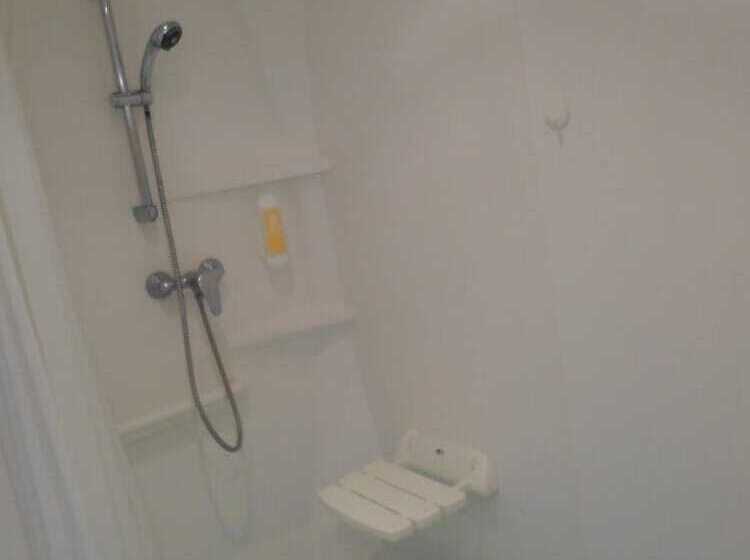 ホテル The Originals Access, Hôtel Saintflour