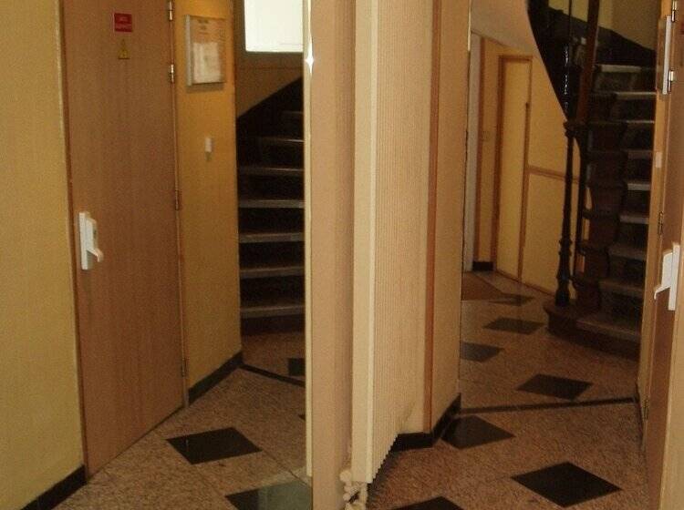 酒店 Hôtel Trianon Vincennes