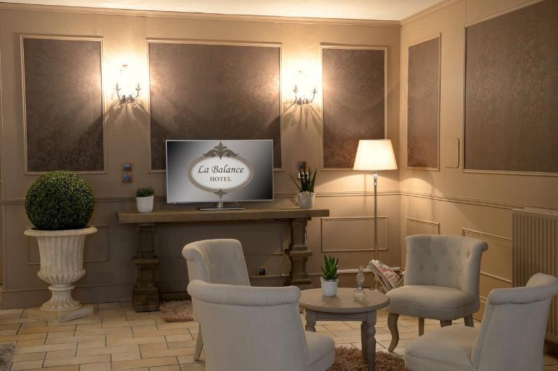 ホテル The Originals Boutique, Hôtel De La Balance, Montbéliard