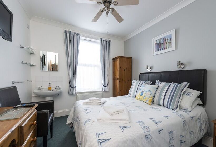 فندق The Pebbles   Adults Only