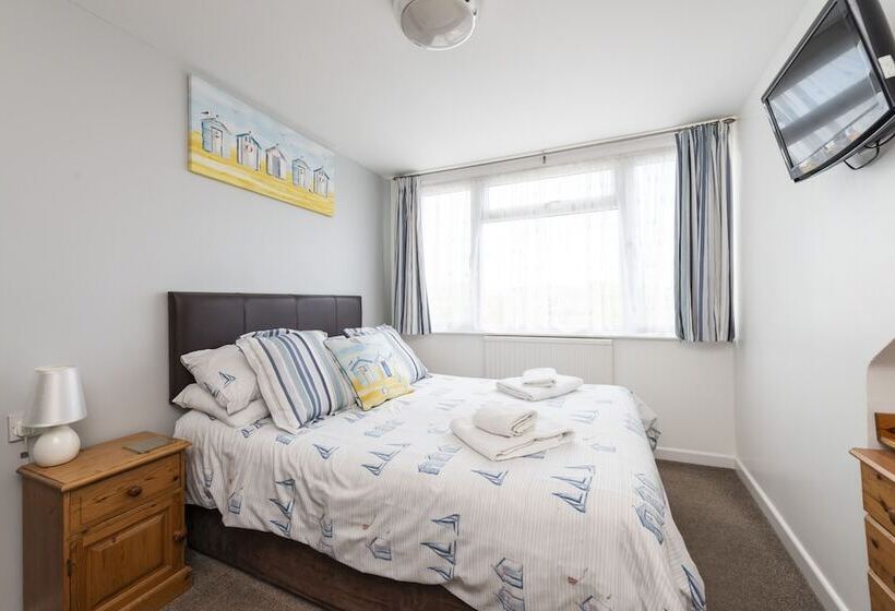 فندق The Pebbles   Adults Only