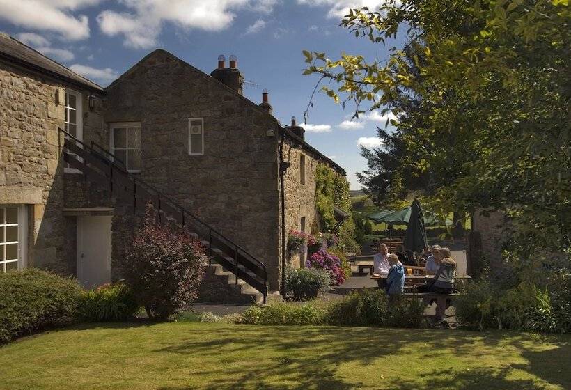 호텔 The Pheasant Inn