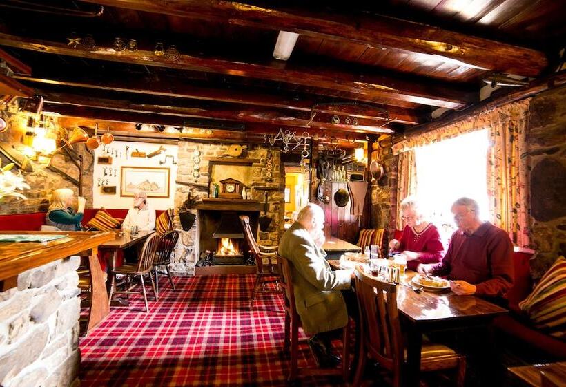 ホテル The Pheasant Inn