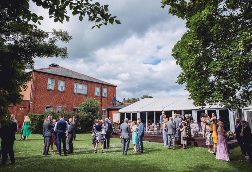 ホテル The Rochford