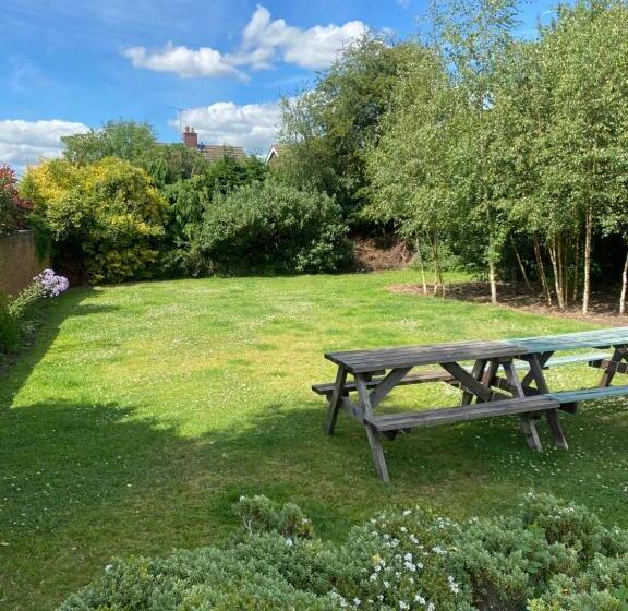 酒店 The Unicorn Inn