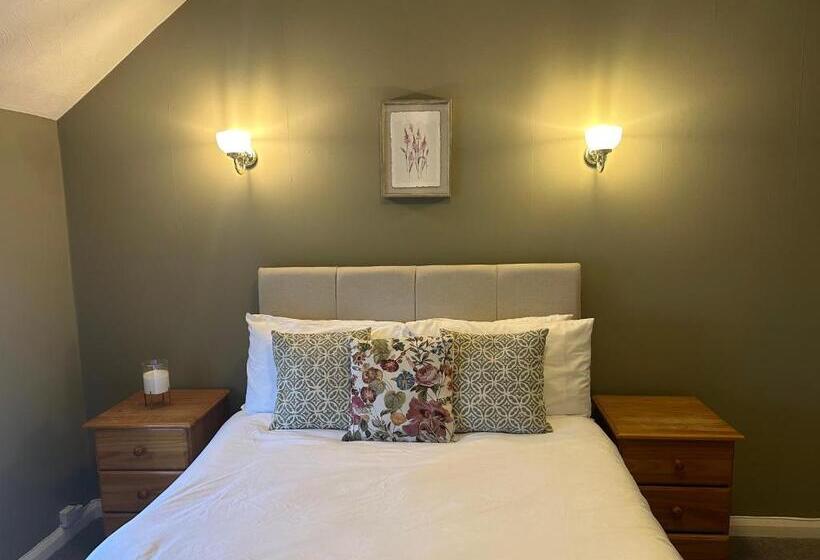 酒店 The Unicorn Inn