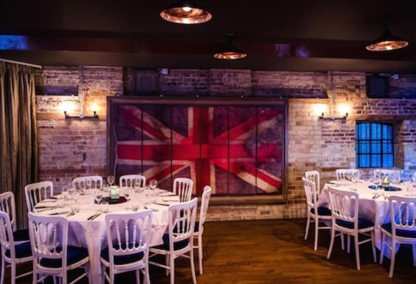 The Varsity Hotel & Spa