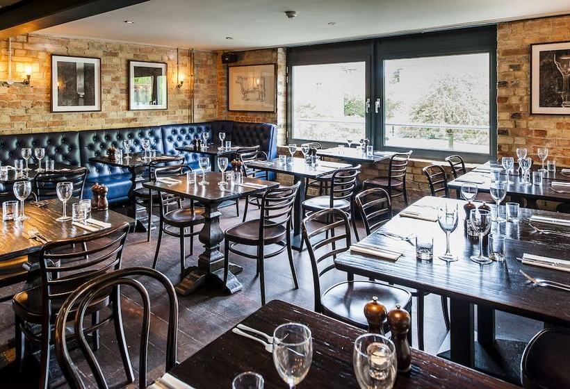 The Varsity Hotel & Spa