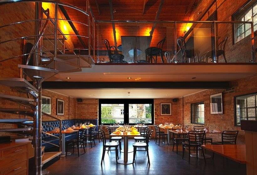 The Varsity Hotel & Spa