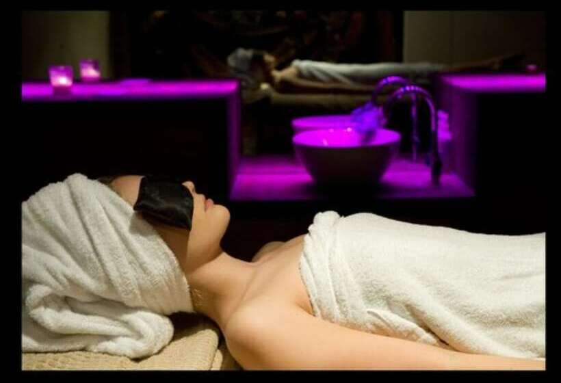 The Varsity Hotel & Spa