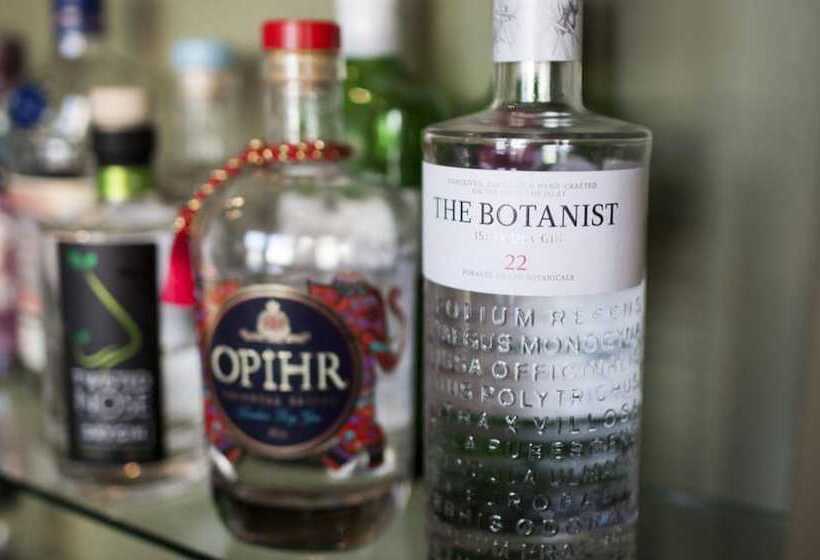 Отель The White Horse Inn