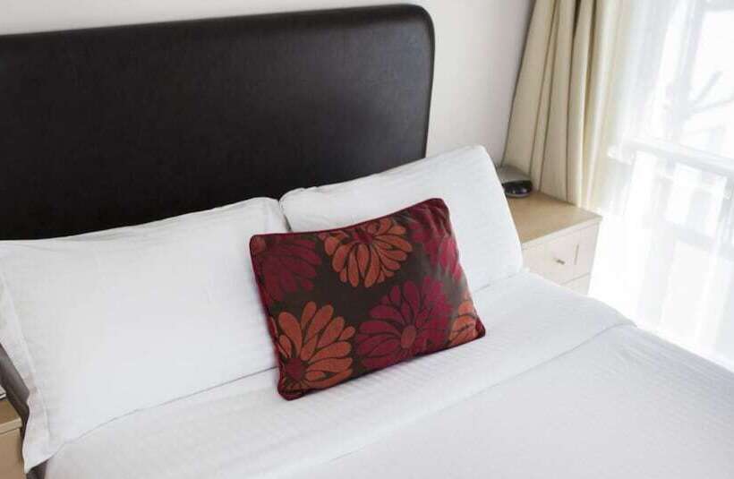 Отель The White Horse Inn