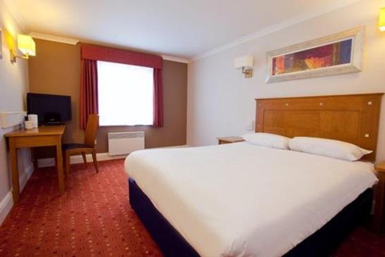 هتل Travelodge Plymouth Roborough