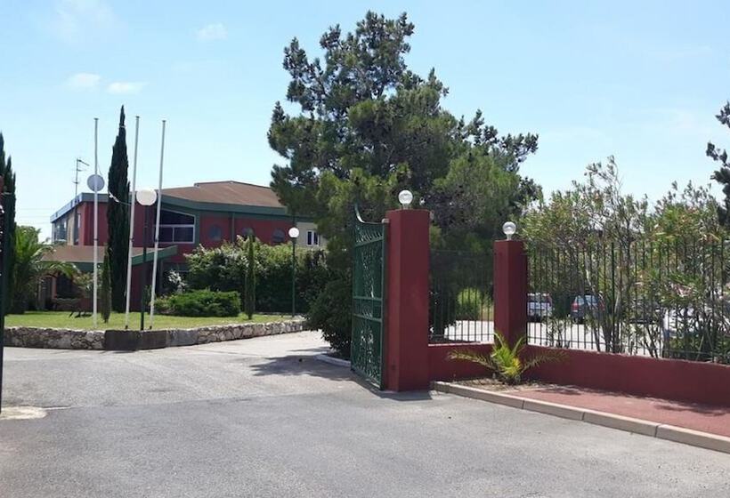 Отель Tropic Hôtel