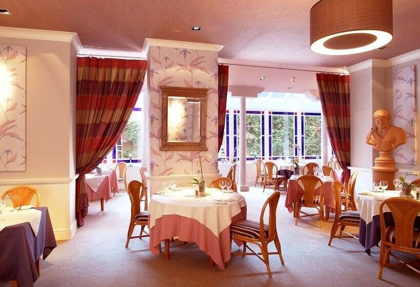 Отель Tufton Arms