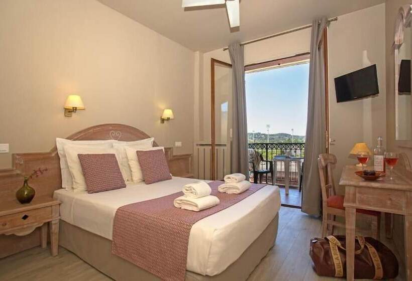 호텔 Vacances Bleues Hôtel Castel Luberon