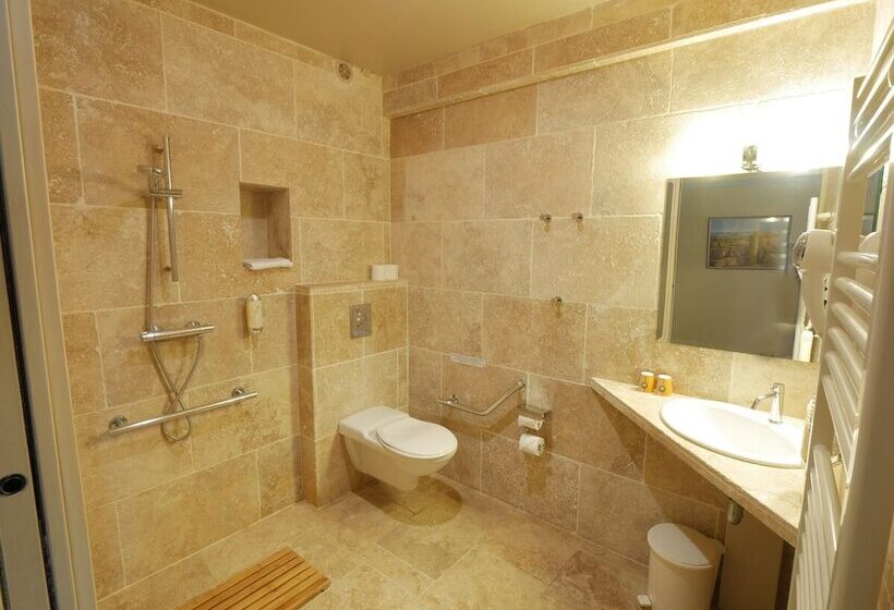 호텔 Vacances Bleues Hôtel Castel Luberon