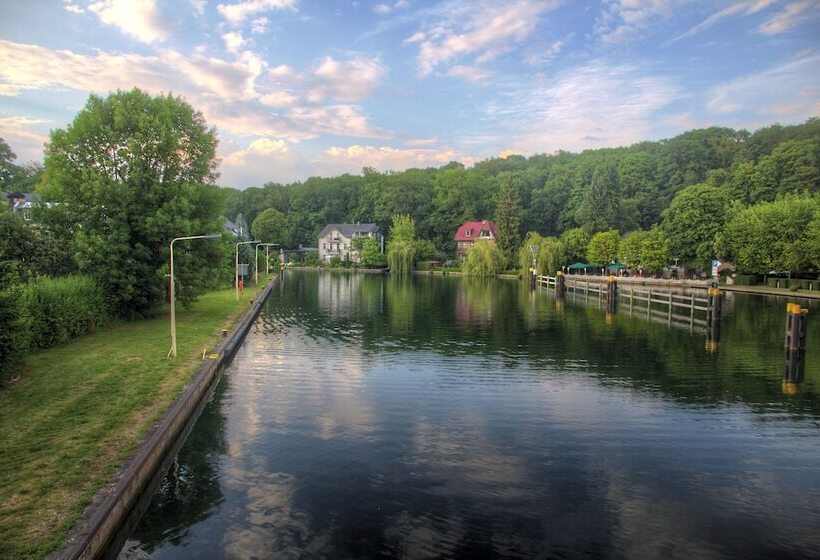 בית מלון כפרי Und Restaurant Kranichsberg