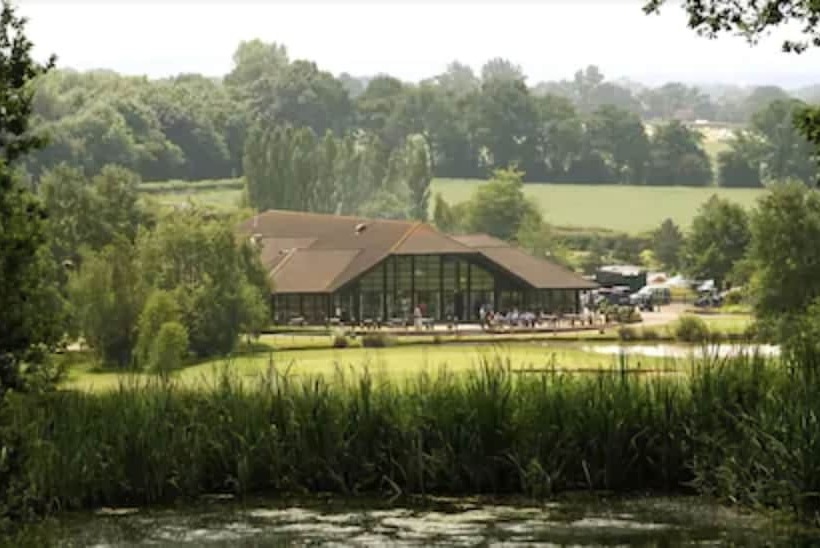 فندق Weald Of Kent Golf Course And