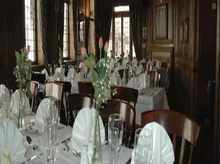 ホテル White Hart