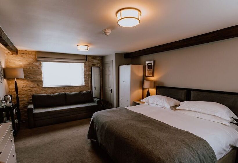 Отель Widbrook Grange