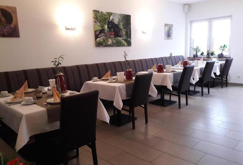 ホテル Zum Alten Bahnhof