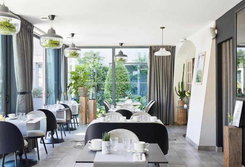 Le Général D Elbée Hotel & Spa   Teritoria