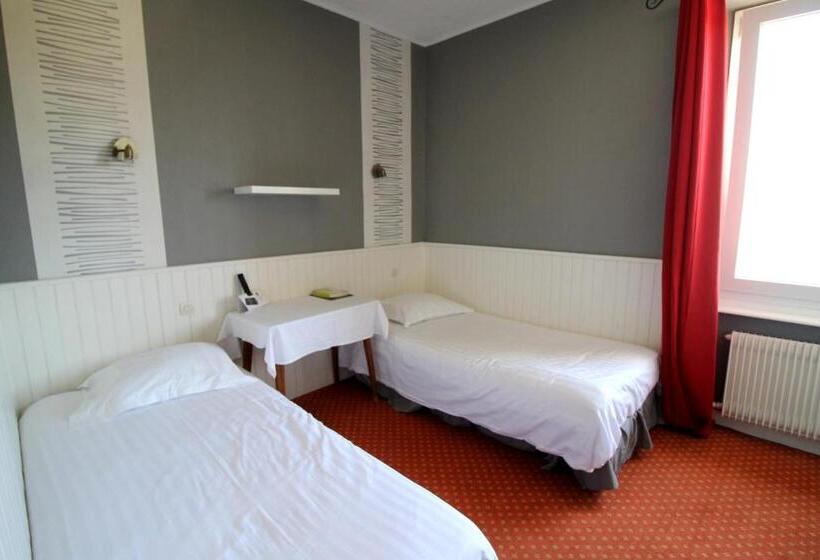 ホテル Restaurant Le Phare