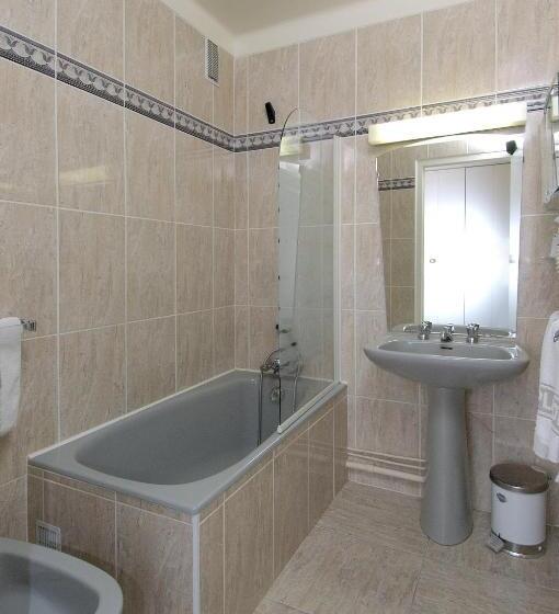 Logis Hotel Restaurant Planes