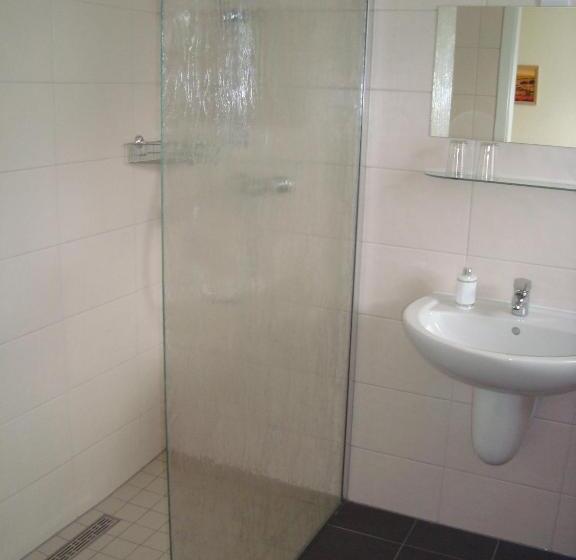 پانسیون Gasthof Goldener Hahn