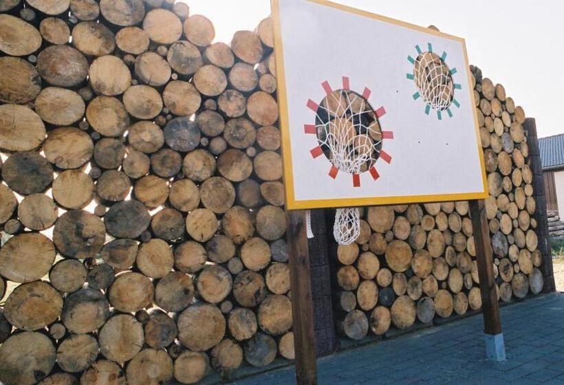 پانسیون Gasthof Goldener Hahn