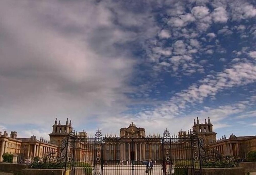 Пансион La Fontana Italian Restaurant With Rooms