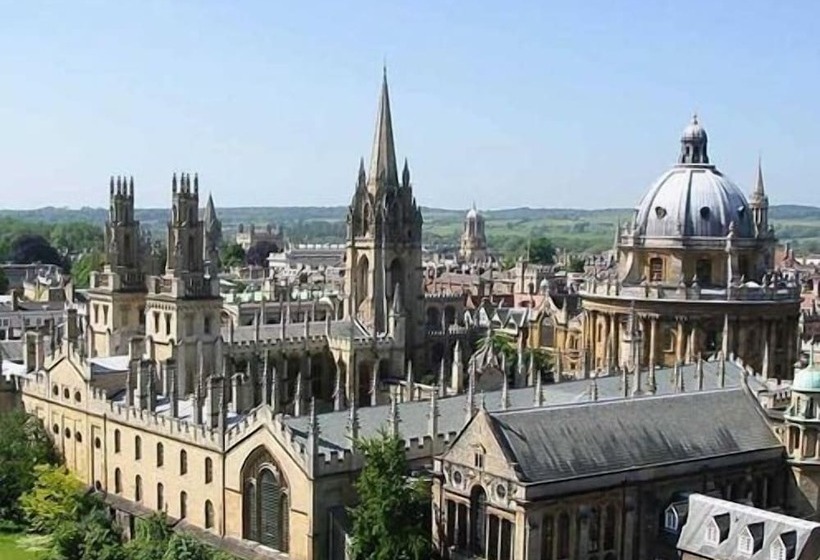 Пансион La Fontana Italian Restaurant With Rooms