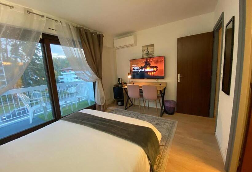 Savoie Hotel Aux Portes De Genève