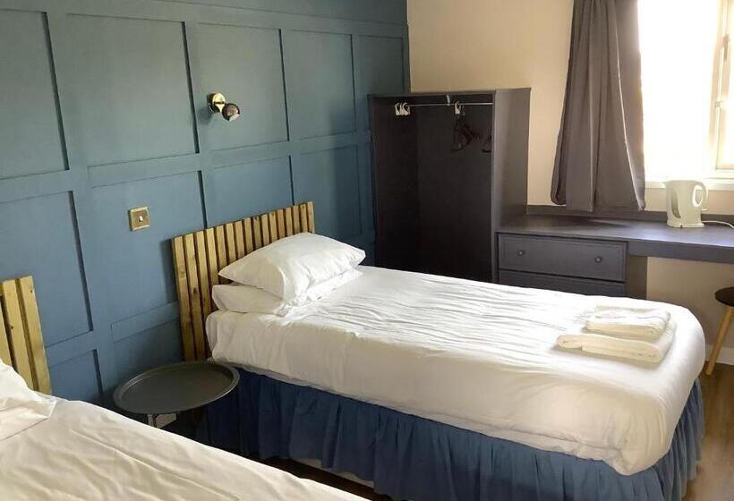 The Weigh Inn Hotel & Lodges