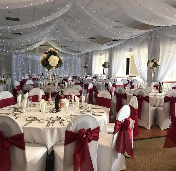 The Weigh Inn Hotel & Lodges