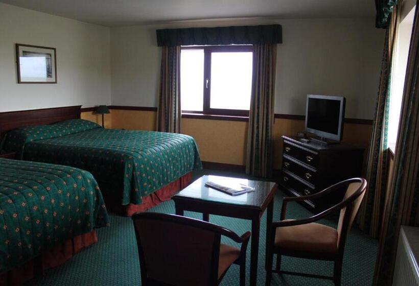 The Weigh Inn Hotel & Lodges