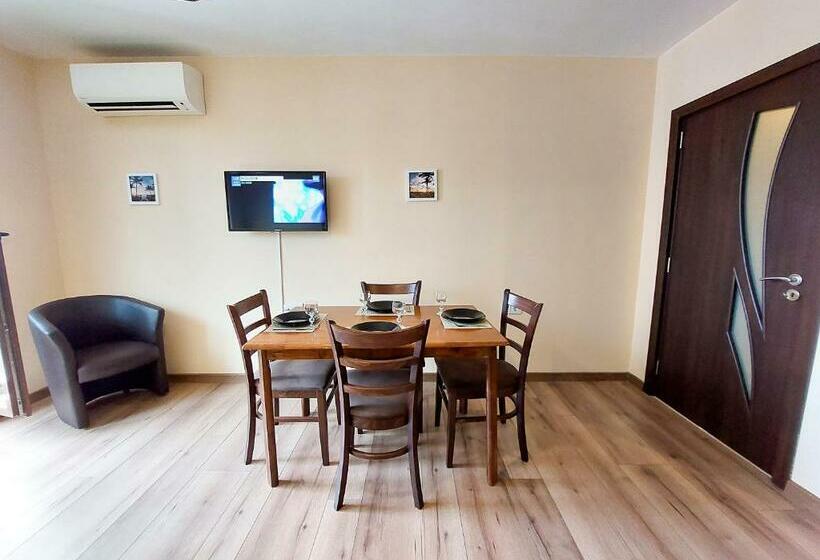 апартаменти за гости делукс