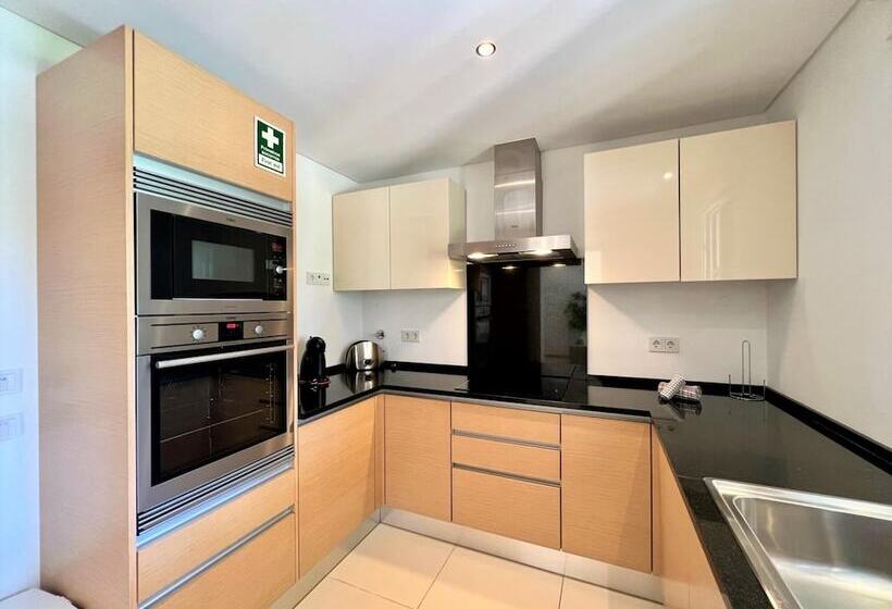 Algarve Amazing Villa With Pool By Homing