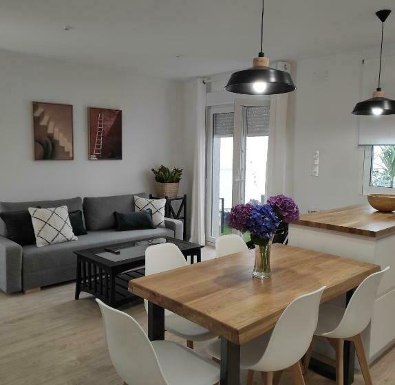 Apartamento A 140 M Playa Caneliñas  2 Habit. 4 6 Pax